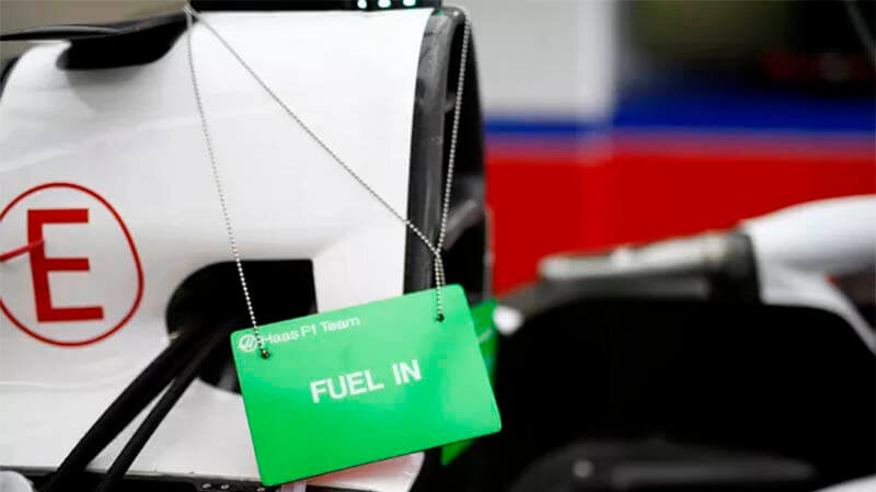 Как электронное топливо меняет правила игры в Формуле-1 к 2026 году