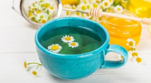 Как травяные чаи помогают справиться со стрессом и тревогой