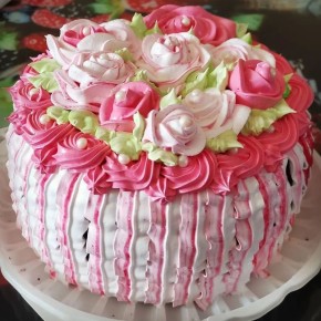 Популярный белково-заварной крем по советским рецептам