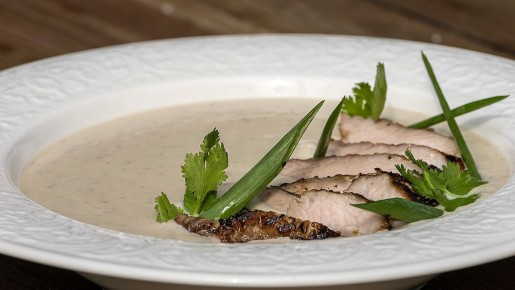 Простой суп из цветной капусты: три ингредиента для яркого вкуса