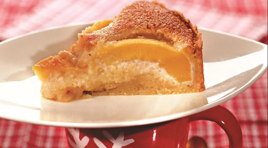 Летний пирог с нектаринами и миндалем, который покорит ваши вкусовые рецепторы