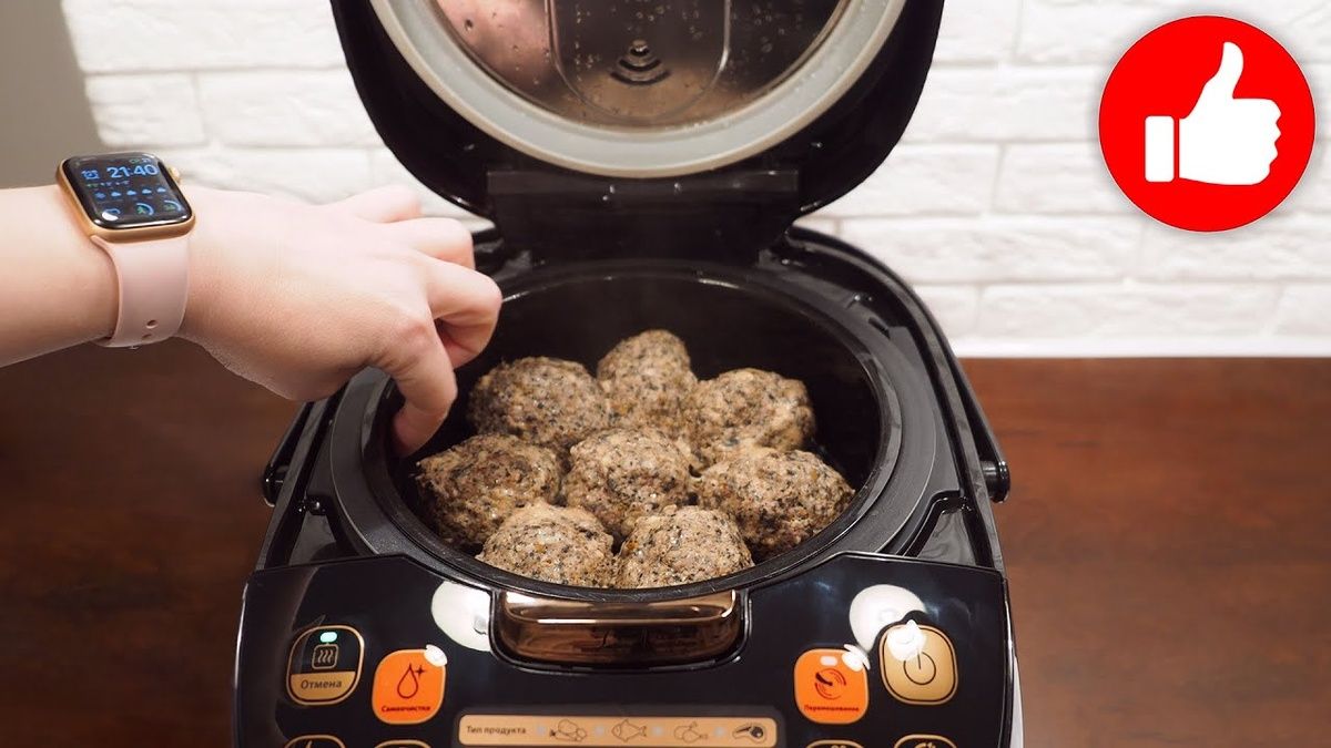 Мясные котлеты с грибами и гарнир: идеальный обед в мультиварке