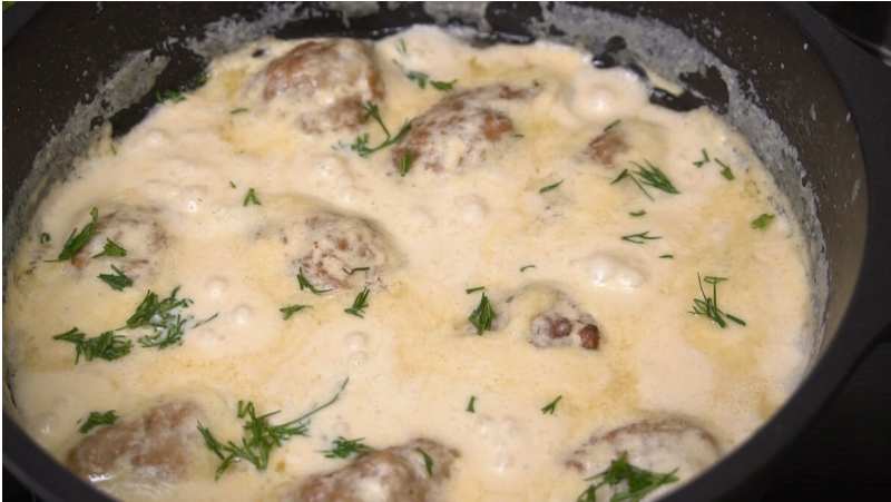 Котлеты в сырном соусе: домашнее восхищение на вашем столе