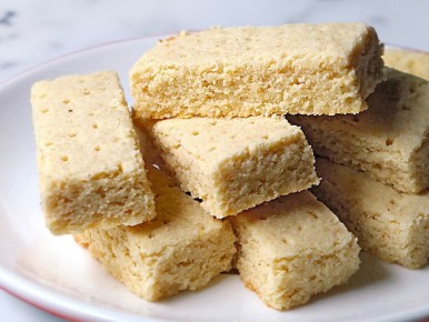 Вкусное шотландское песочное печенье в здоровье с минимальным набором ингредиентов