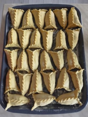 Вкусные эчпочмаки: как приготовить тесто на сметане без дрожжей