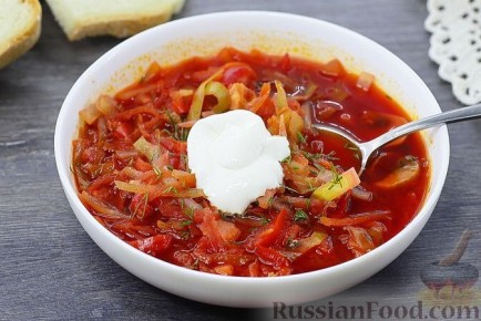 Необычные вариации борща: от грибного до сладкого с черносливом