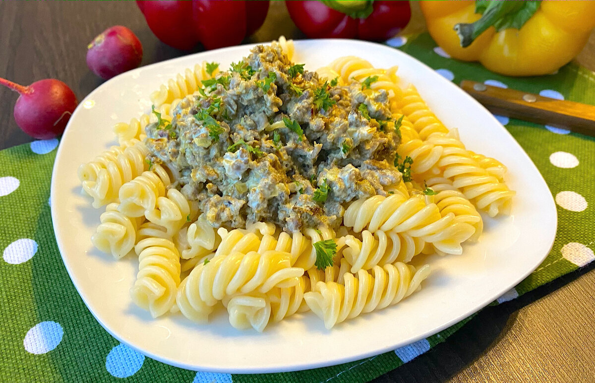 Вкусная подлива из куриных желудков: простой рецепт на каждый день