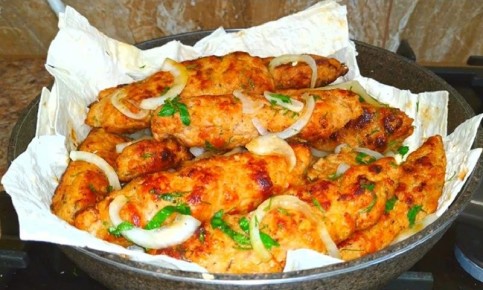 Сочный люля-кебаб на сковороде: восточное лакомство с простыми ингредиентами