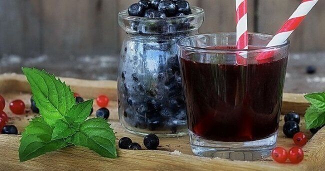 Нежный компот из черники – идеальное угощение для всей семьи