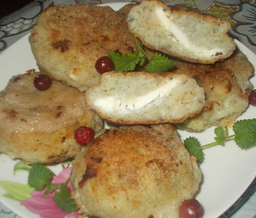 Рыбные котлеты с нежным сыром: простой и быстрый рецепт
