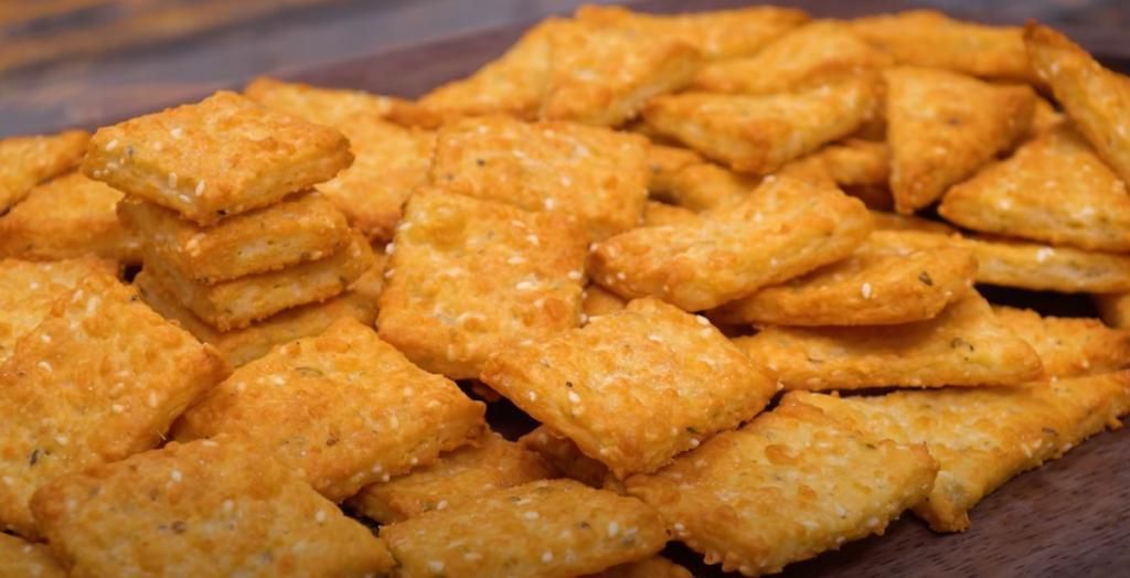 Дома всегда вкусно: секреты сырного печенья