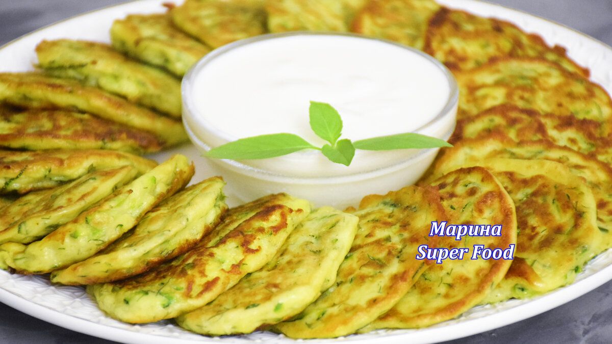 Легкие кабачковые оладьи: быстрый и вкусный рецепт