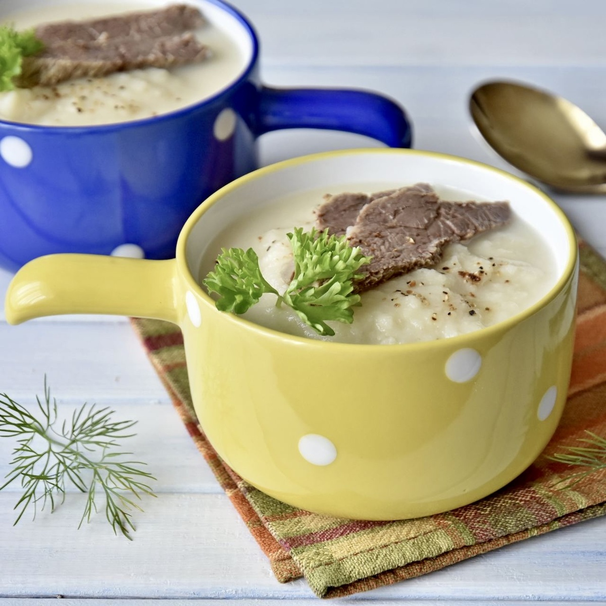 Нежный суп-пюре из цветной капусты для уютного ужина