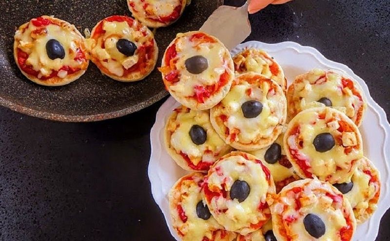 Мини-пиццы на сковороде: легкий способ побаловать себя и близких