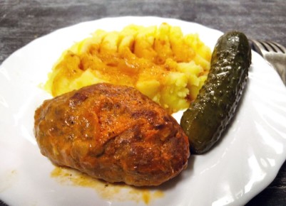 Как создать вкусные котлеты с минимальным количеством мяса: секреты от повара