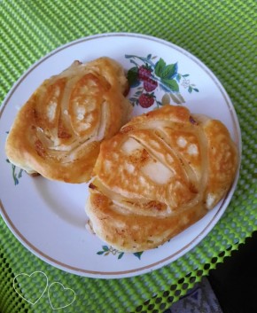 Как приготовить яблочные оладьи: простой рецепт для уютного утра