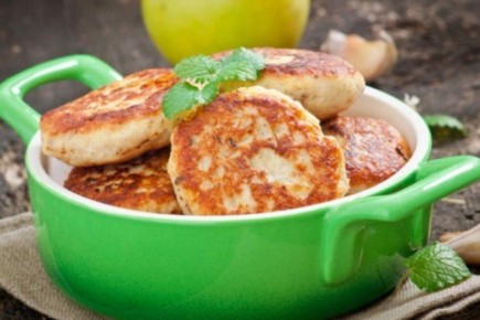 Как добавить ореховый акцент в сырники: секреты вкусного завтрака