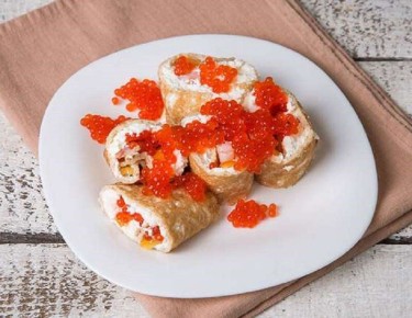 Вкусные блинные роллы для новогоднего стола