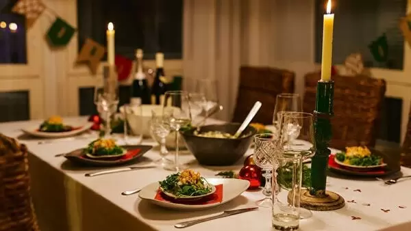 Праздничный стол в Год Огненной Лошади: Как привлечь удачу