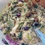 Салат с куриной печенью и клюквой
