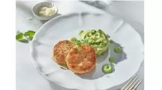 Котлеты из краба с картофельным пюре